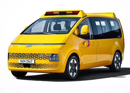 Коврики на Hyundai Staria 9 мест 2021 - 2025 в Симферополе