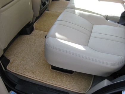 Коврики на Land Rover Discovery III 2004 - 2009 в Симферополе