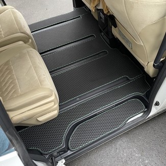 EVA коврики на Toyota Vellfire (H30) 2015 - 2023 в Симферополе