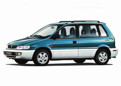 Коврики на Mitsubishi Space Runner I 1991 - 1999 в Симферополе