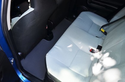 Коврики на Toyota Prius C 2011 - 2021 в Симферополе