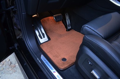 Коврики на BMW X5 (G05/G18) 2018 - 2025 в Симферополе