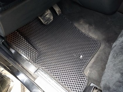 Коврики на Land Rover Discovery III 2004 - 2009 в Симферополе