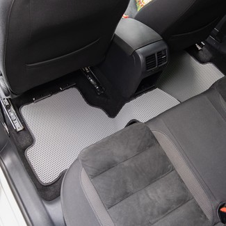 Коврики на Seat Leon II 2005 - 2013 в Симферополе