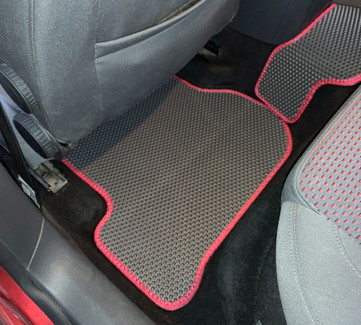 Коврики на Seat Leon II 2005 - 2013 в Симферополе