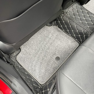 Коврики на Toyota Camry (XV70) 2017 - 2024 в Симферополе