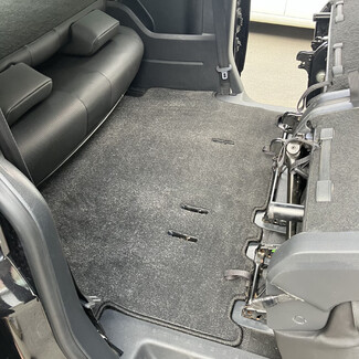 Коврики на Volkswagen Caddy (2K) 2003 - 2020 в Симферополе Коврики на Volkswagen Caddy (2K) 2003 - 2020 в Симферополе