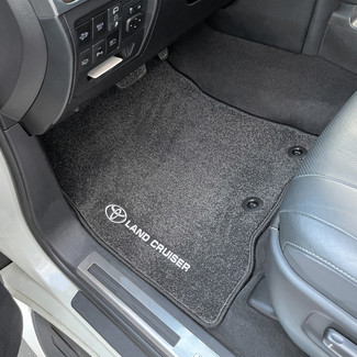 Коврики на Toyota Land Cruiser 200 2007 - 2021 в Симферополе