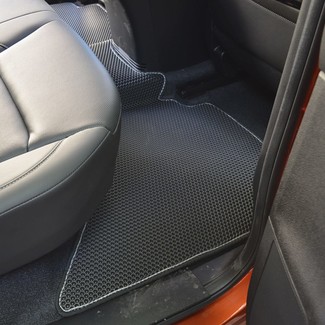 Коврики на Isuzu D-max III 2019 - 2025 в Симферополе