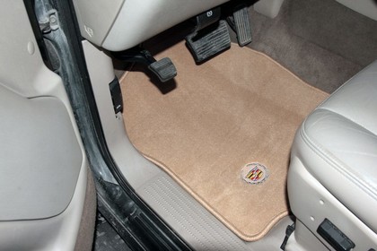 Коврики на Cadillac Escalade II 2002 - 2007 в Симферополе