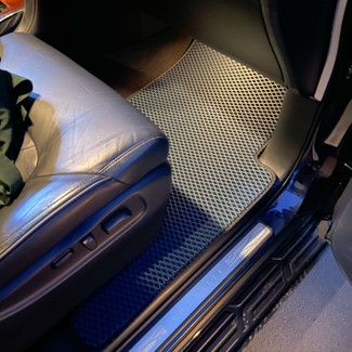 Коврики на Infiniti QX80 2013 - 2025 в Симферополе