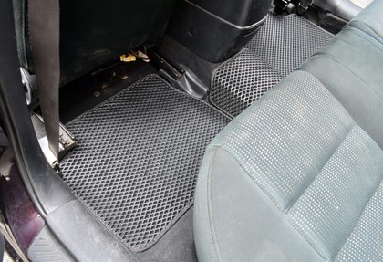 Коврики на Mazda 6 2002 - 2008 в Симферополе