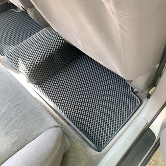 Коврики на Toyota Vista (V50) 1998 - 2003 в Симферополе