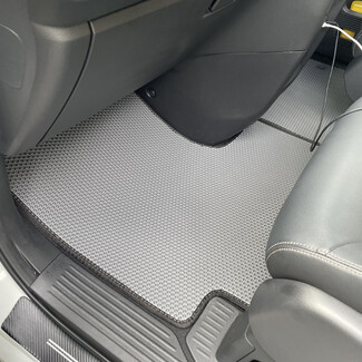 Ворсовые коврики на Honda StepWGN VI 2022 - 2026 в Симферополе Ворсовые коврики на Honda StepWGN VI 2022 - 2026 в Симферополе