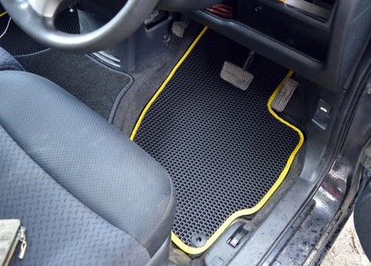 Ворсовые коврики на Honda Mobilio Spike 2002 - 2008 в Симферополе