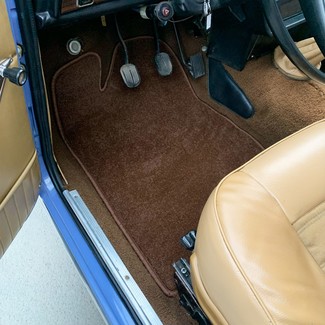 Коврики на Lada (ВАЗ) 2101, 2102, 2103, 2104, 2105, 2106, 2107 1970 - 2012 в Симферополе