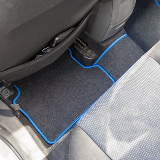 Ворсовые коврики на Ford Focus II 2005 - 2011 в Симферополе