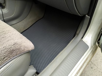 Ворсовые коврики на Mitsubishi Galant VIII 1996 - 2005 в Симферополе