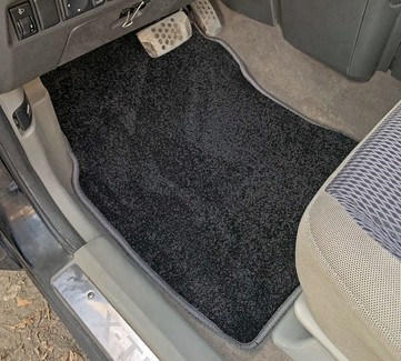 Коврики на Nissan X-Trail I 2001 - 2007 в Симферополе
