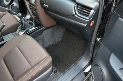 Коврики на Toyota Fortuner II 2015 - 2025 в Симферополе