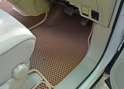 EVA коврики на Toyota Estima III 2006 - 2019 в Симферополе