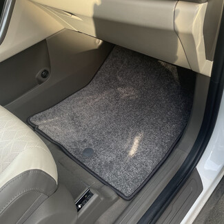 Ворсовые коврики на KIA Carnival IV 7 мест с оттоманками 2020&nbsp;-&nbsp;2026 в Симферополе