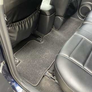 Коврики на Toyota Rav4 III 2006 - 2013 в Симферополе
