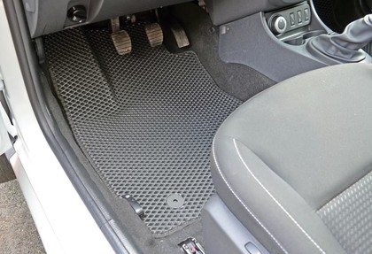 Коврики на Renault Duster I 2011 - 2021 в Симферополе
