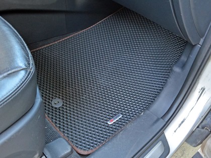 Коврики на Hyundai Santa Fe III 2012 - 2019 в Симферополе