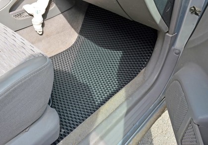 Ворсовые коврики на Subaru Forester I 1997 - 2002 в Симферополе