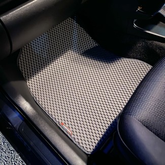 Ворсовые коврики на Toyota Wish II 2009 - 2017 в Симферополе