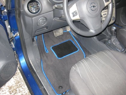 Коврики на Opel Corsa D 2006 - 2014 в Симферополе