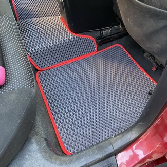 Ворсовые коврики на Mitsubishi Lancer IX 2000 - 2010 в Симферополе