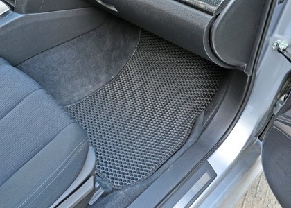 Коврики на Subaru Legacy VI 2014 - 2021 в Симферополе