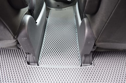 Коврики на Toyota Voxy (R70) 2007 - 2013 в Симферополе