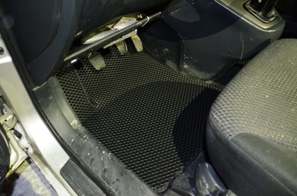 Коврики на Hyundai Tucson I 2004 - 2010 в Симферополе