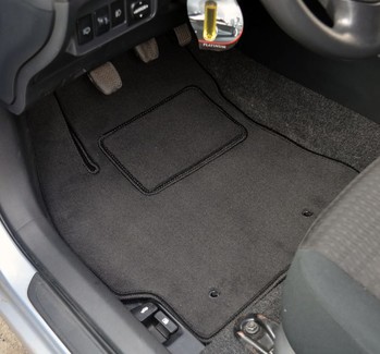 Коврики на Toyota Corolla (E15) 2006 - 2013 в Симферополе
